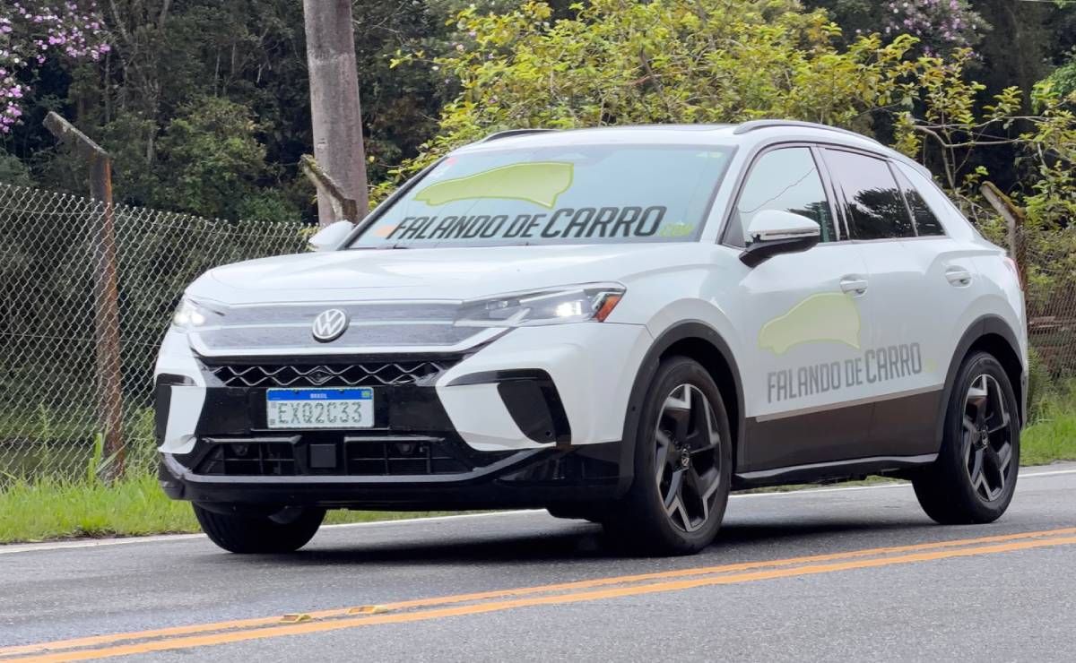 MDP Volkswagen T Roc unida camuflada Volkswagen T-Roc 2026: El Nuevo Estándar en SUV Urbanas