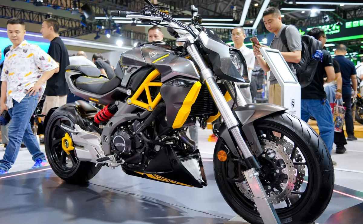 Zongshen innova al reemplazar la horquilla telescópica: ¿Revolución en el diseño de motos? MDP cyclone ra1000 Zongshen innova al reemplazar la horquilla telescópica: ¿Revolución en el diseño de motos?