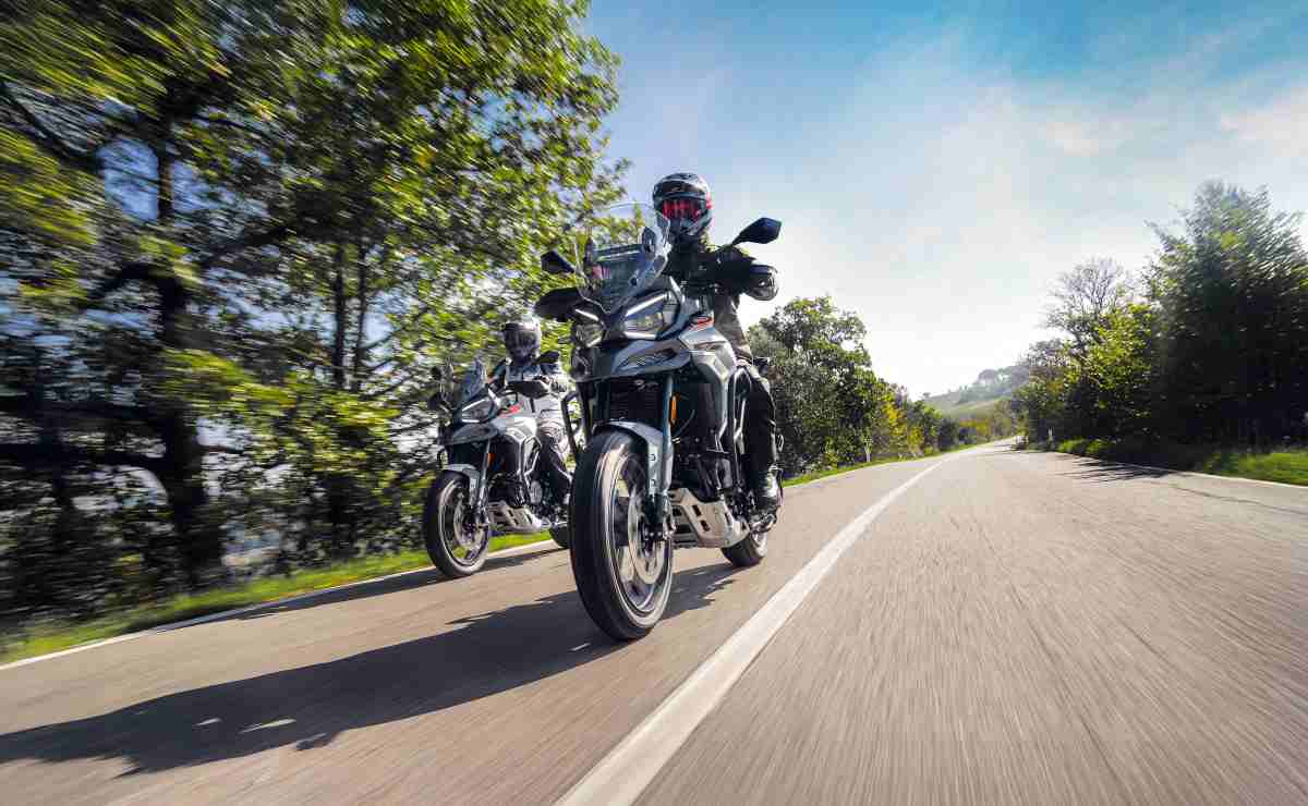 MDP moto trail morbidelli t1002vx frente La llegada triunfal de Morbidelli a Argentina: ¿Revolución del mercado de motos?