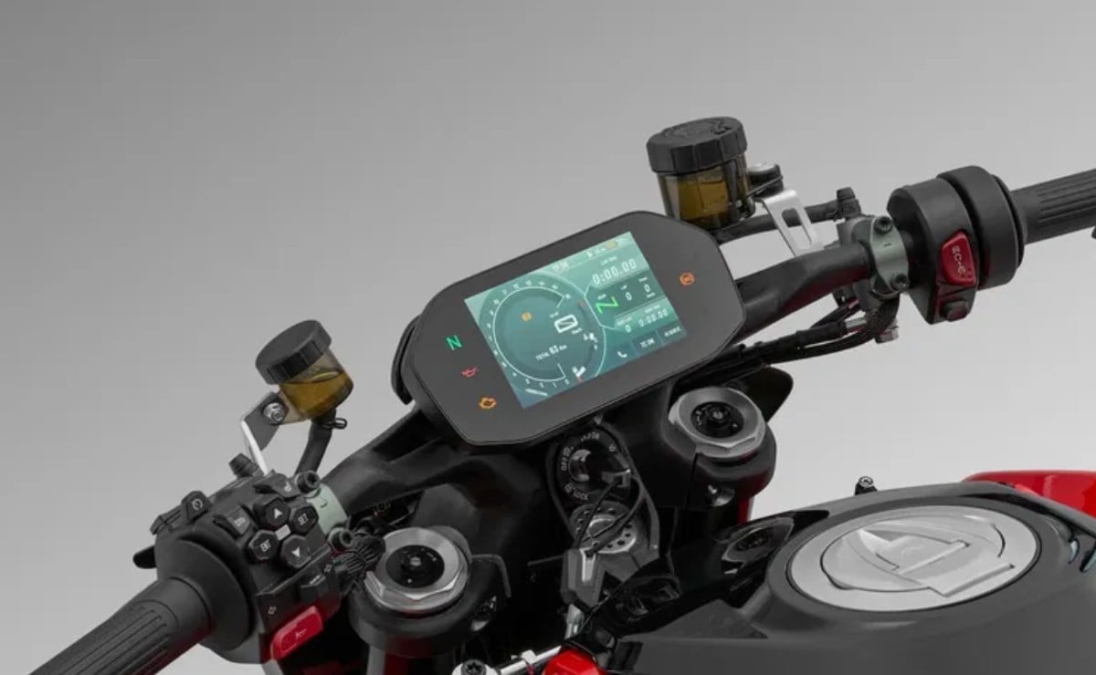 MDP qjmotor srk 921 1 1 ¿Logrará la QJMotor SRK 9221 conquistar el mercado británico de motos naked?