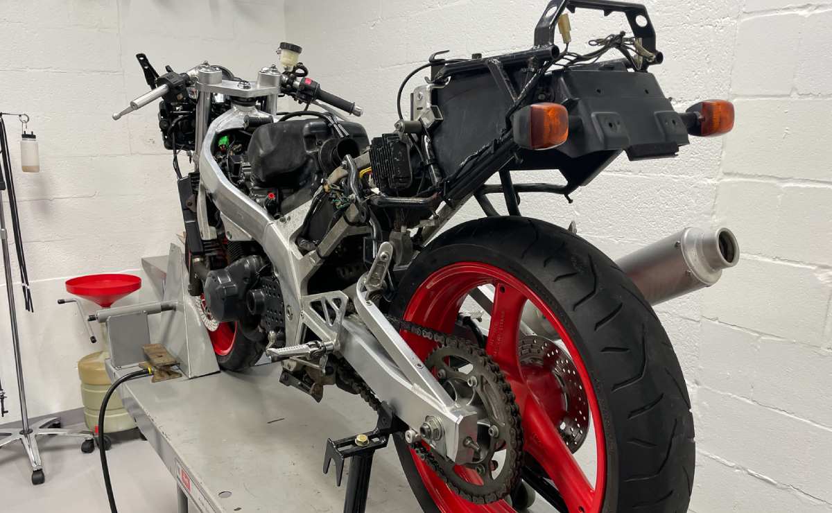 Suzuki GSX-R250R 1989: La Joya Oculta de las Deportivas Resurge MDP suzuki gsx r250r 4 Suzuki GSX-R250R 1989: La Joya Oculta de las Deportivas Resurge