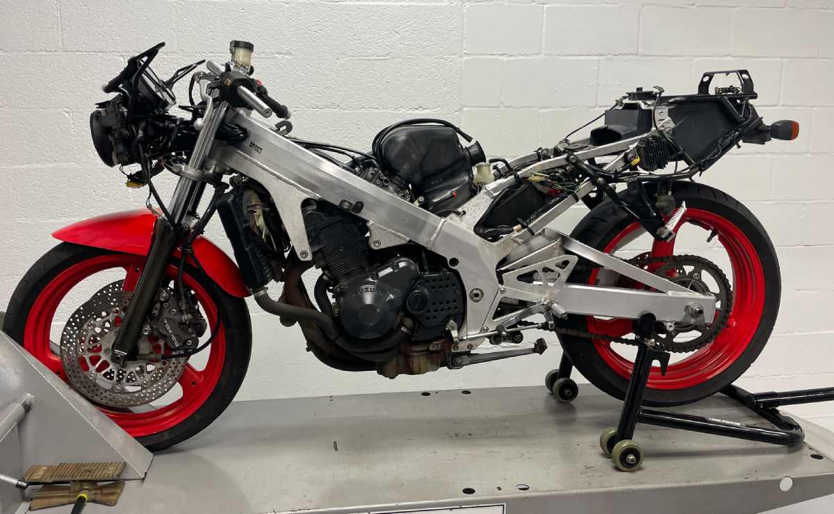 Suzuki GSX-R250R 1989: La Joya Oculta de las Deportivas Resurge MDP suzuki gsx r250r 5 Suzuki GSX-R250R 1989: La Joya Oculta de las Deportivas Resurge