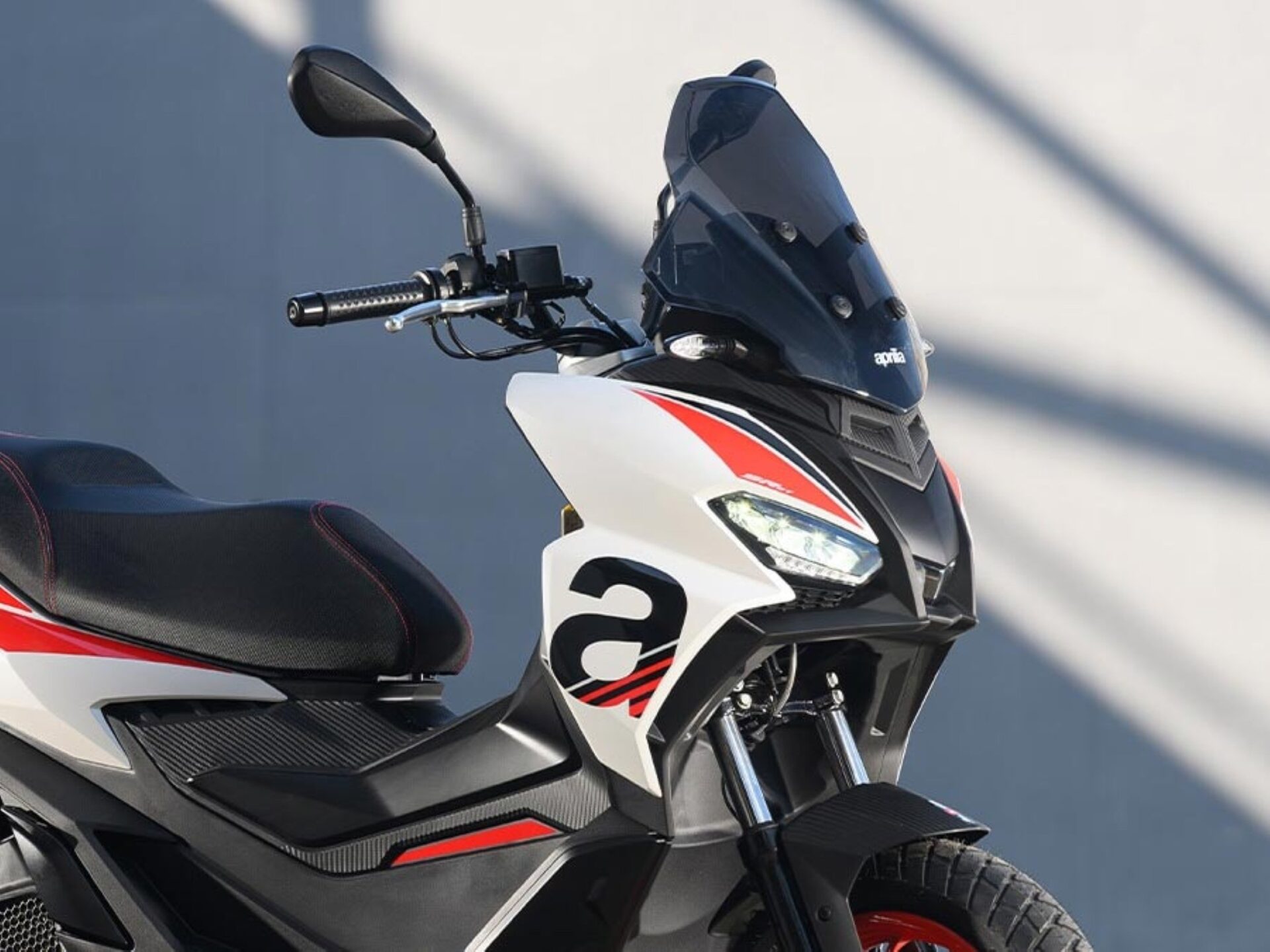 Aprilia SR GT 200 Sport: ¿El scooter que revolucionará el tráfico urbano en Argentina? MDP Aprilia SR GT 200 Sport 1 Aprilia SR GT 200 Sport: ¿El scooter que revolucionará el tráfico urbano en Argentina?
