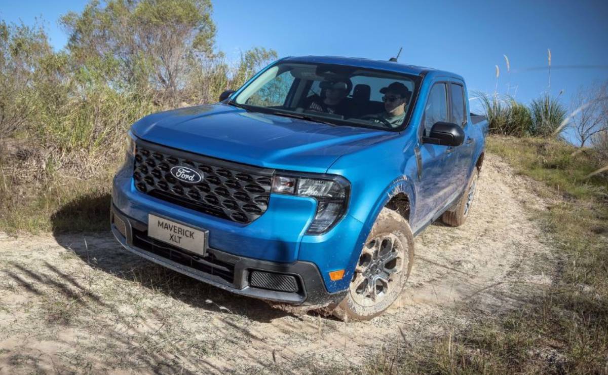 Ford Maverick 2024: La Pick Up Novedosa que Redefine el Mercado Todoterreno MDP Ford Maverick XLT frente Ford Maverick 2024: La Pick Up Novedosa que Redefine el Mercado Todoterreno