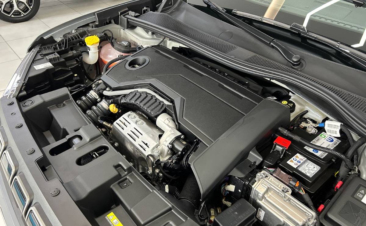 Jeep Avenger: La Revolución Eléctrica de Stellantis en Ecuador MDP Jeep Avenger motor Jeep Avenger: La Revolución Eléctrica de Stellantis en Ecuador