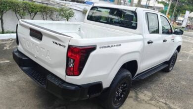 La Toyota Hilux se Reinventa: Todo lo que Debes Saber de la Nueva Versión que Marca Tendencia MDP Nueva Toyota Hilux Prerunner trasera La Toyota Hilux se Reinventa: Todo lo que Debes Saber de la Nueva Versión que Marca Tendencia