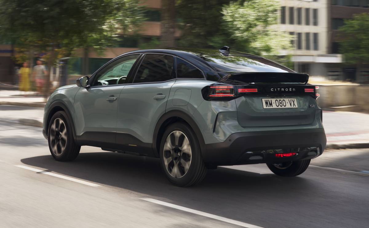 MDP Nuevo Citroen C4 accion trasera ¿Son los autos híbridos importados la mejor opción en el mercado actual?