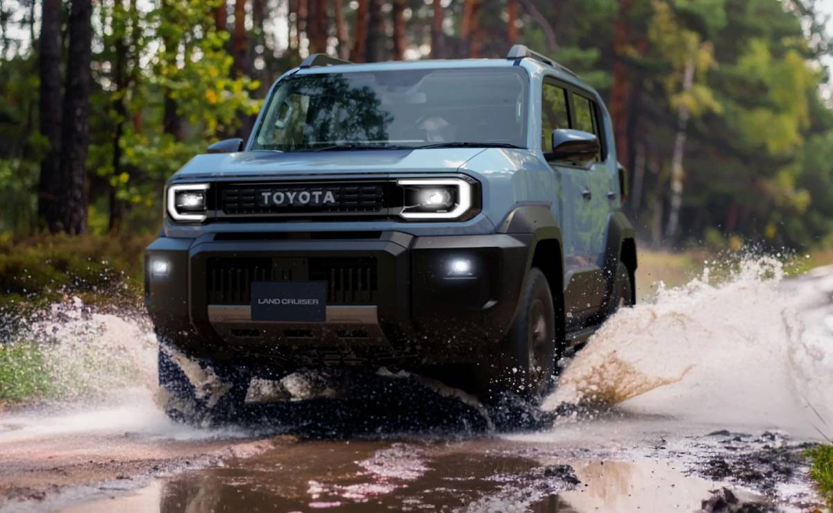 Toyota Land Cruiser FJ: El clásico que vuelve a las rutas con fuerza renovada MDP Nuevo Toyota Land Cruiser FJ accion Toyota Land Cruiser FJ: El clásico que vuelve a las rutas con fuerza renovada