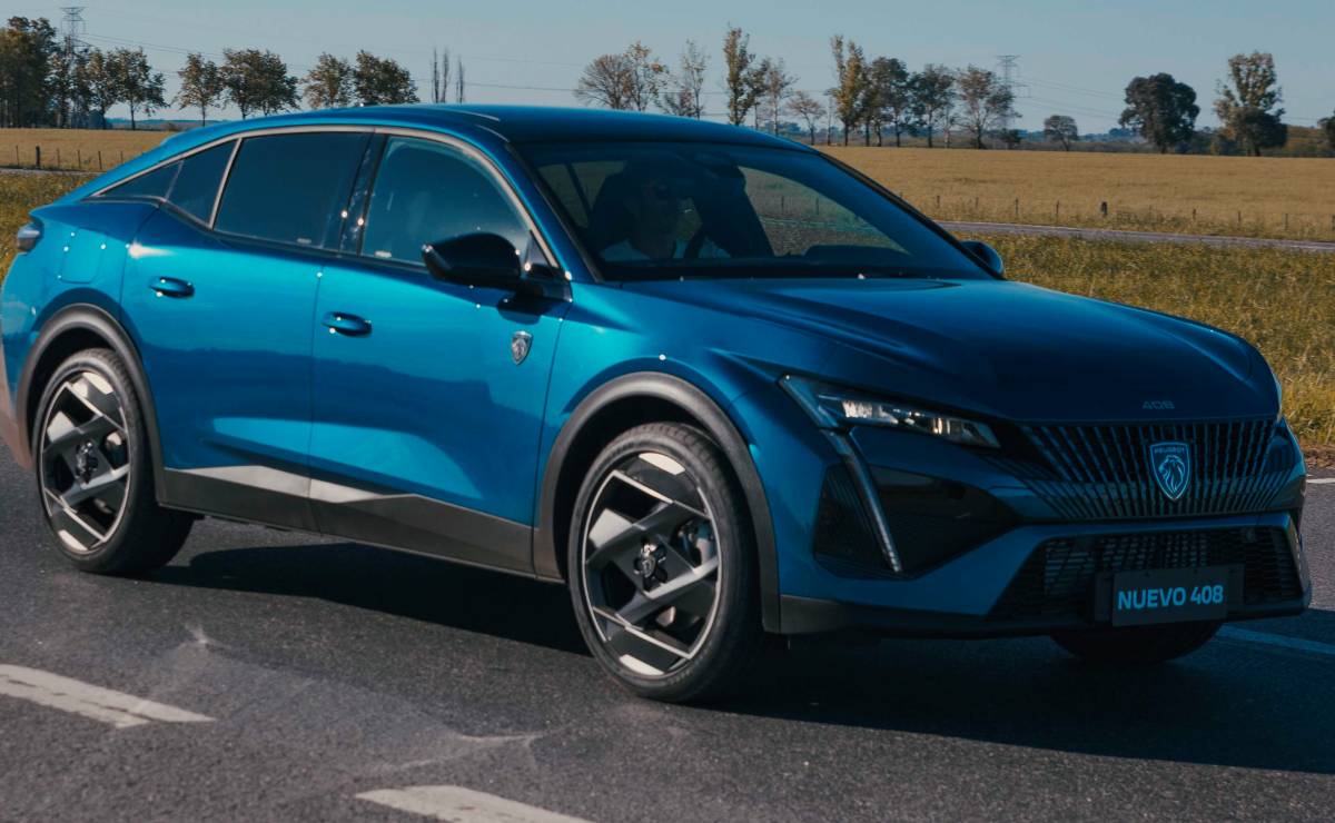 MDP Peugeot 408 frente 1 Renovación en la carretera: Peugeot ajusta los precios de sus modelos de alta gama