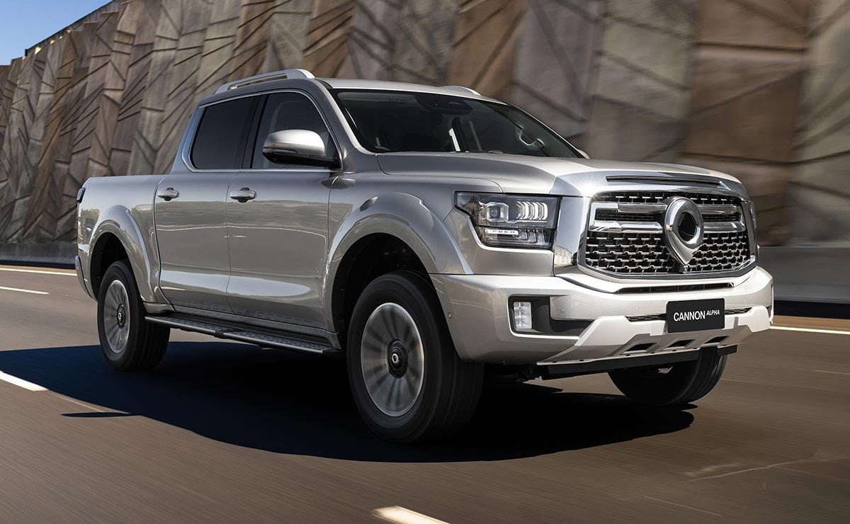 MDP Pick up GWM Cannon Alpha 2024 accion La amenaza de las pick-ups chinas: ¿una revolución eléctrica en el mercado automotriz?