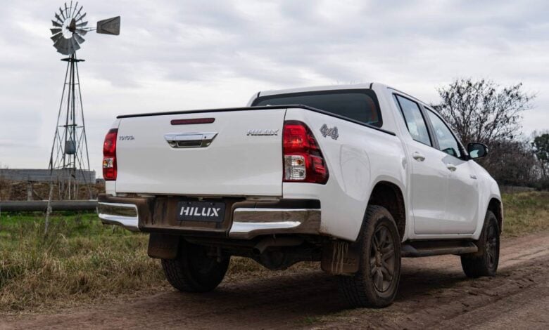 Las 10 Pick-ups Más Vendidas en el Mercado Argentino: Un Análisis a Fondo MDP Toyota Hilux precio noviembre Las 10 Pick-ups Más Vendidas en el Mercado Argentino: Un Análisis a Fondo