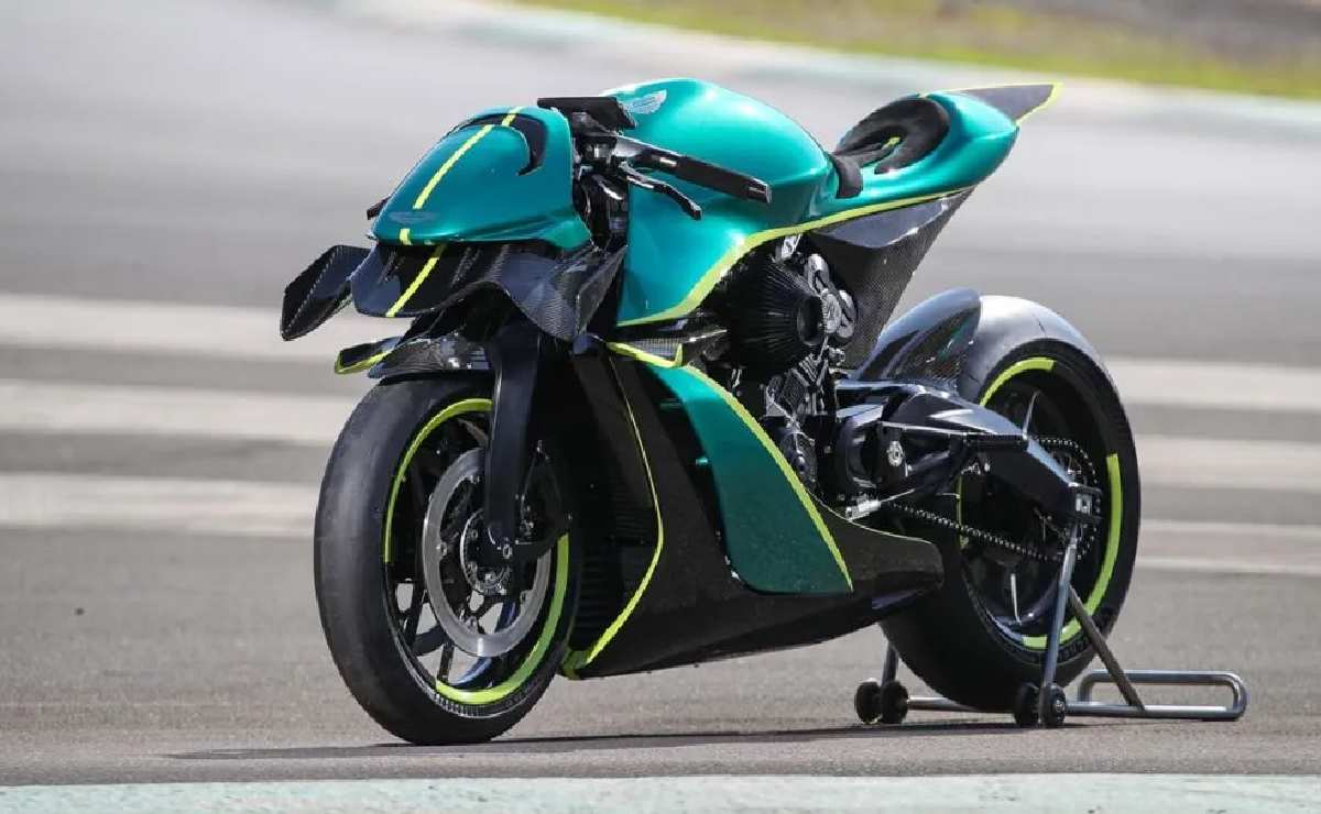 MDP moto deportiva amb001 pro 1 AMB001 Pro: La Última Joyas de la Velocidad Inspirada en el Hypercar Valkyrie AMR Pro