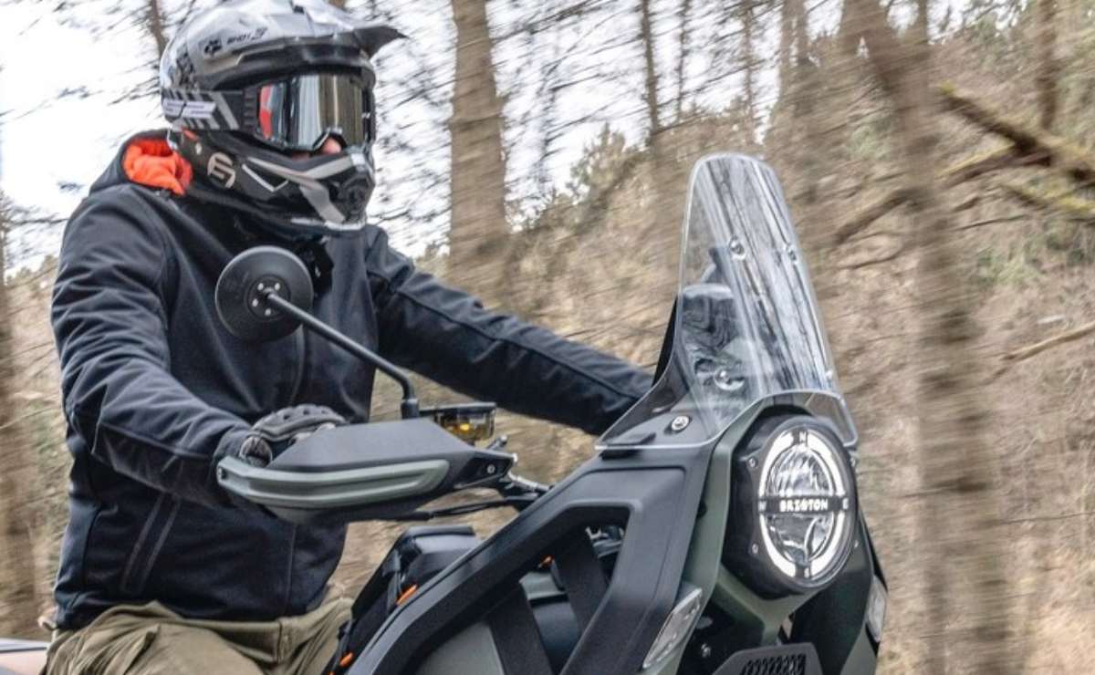 MDP moto trail brixton 500 storr 1 Brixton Storr 500: La Moto Trail Más Esperada del Año en Argentina