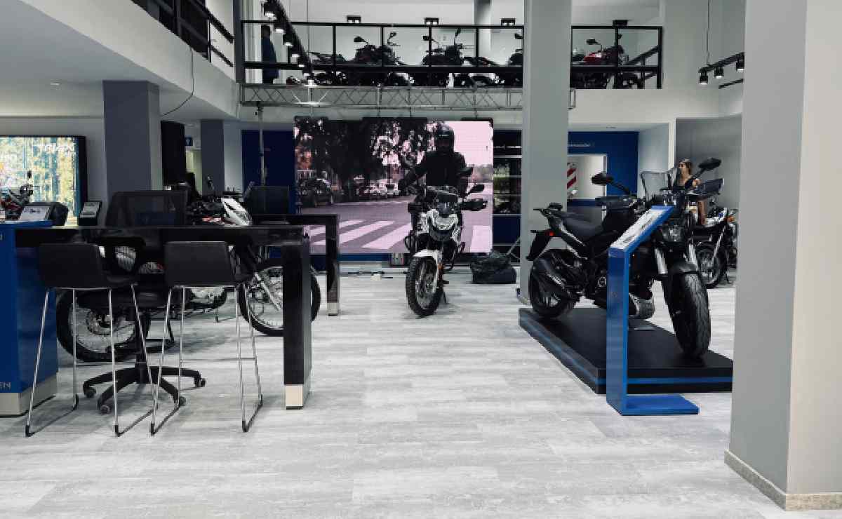 MDP nuevo concesionario corven bajaj 1 Corven Bajaj Inaugura un Nuevo Concesionario en Rosario: Impulso Estratégico para el Mercado Argentino