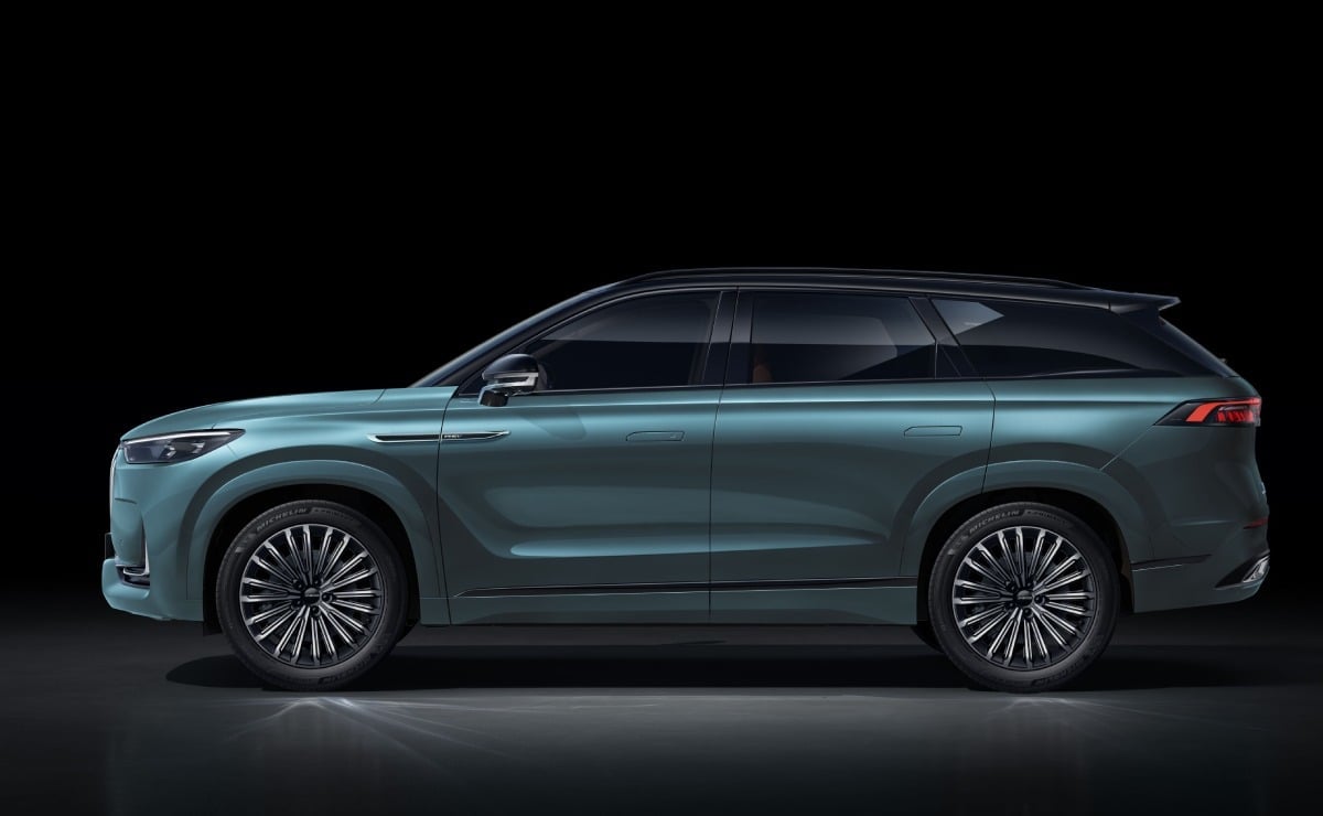 MDP suv jaecco 8 shs 3 El Jaecco 8 SHS: La nueva joya de los SUV híbridos en el mercado español