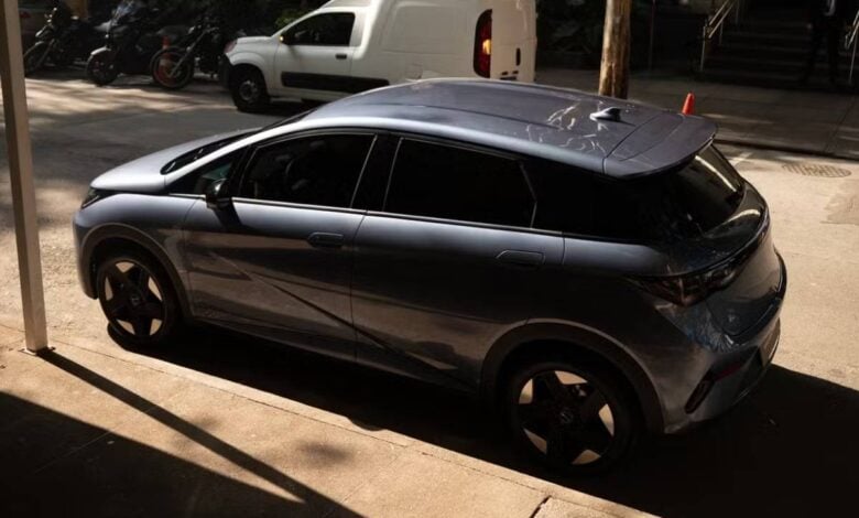 BYD Dolphin Special Edition: ¿La versión que los amantes de los eléctricos esperaban? MDP BYD Dolphin Special Edition perfil 1 BYD Dolphin Special Edition: ¿La versión que los amantes de los eléctricos esperaban?