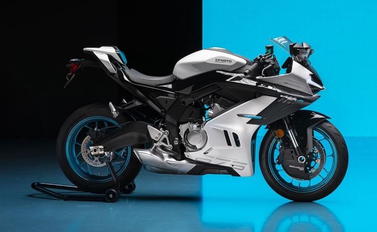 MDP CFMoto 675 SR R 2 CFMoto 675SR-R: La Revolución China que Llega al Asfalto
