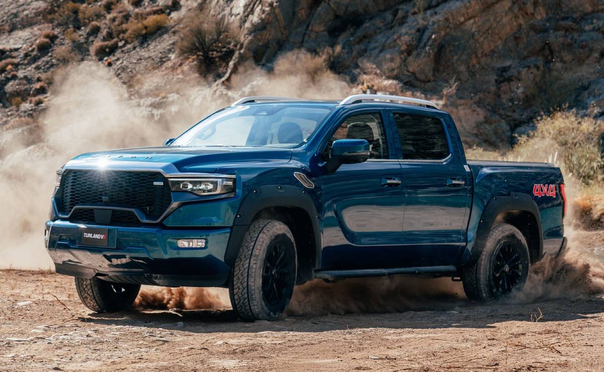 MDP Foton Tunland V9 Pro Sport accion Foton Tunland V9 Pro Sport: ¿La nueva estrella del mercado de pick-ups en Argentina?