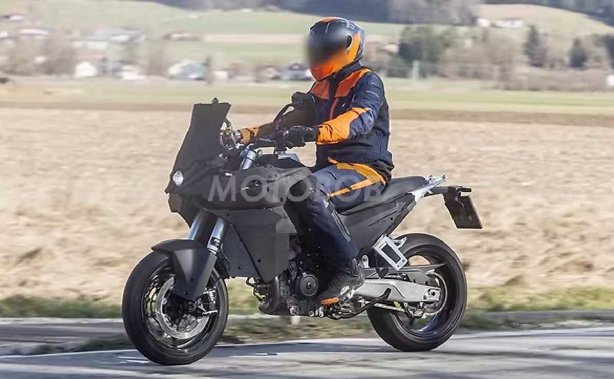 MDP KTM 990 smt t La KTM 990 SMT: ¿El Renacer de una Leyenda en el Mundo Sport-Touring?