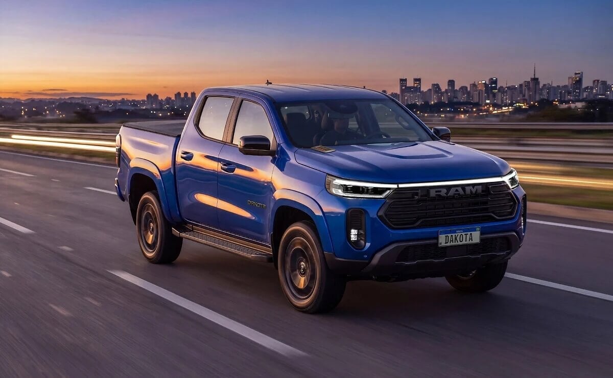 MDP Nueva RAM Dakota Laramie Night Edition RAM Dakota Laramie Night Edition: Estilo Oscuro y Potencia Renueva su Oferta