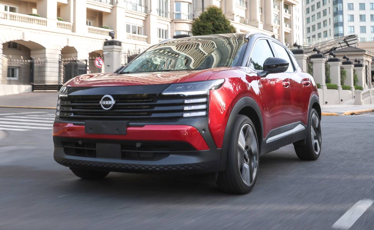 MDP Nuevo Nissan Kicks accion 1 Nissan ajusta precios: Kicks y X-Trail a la conquista del mercado argentino