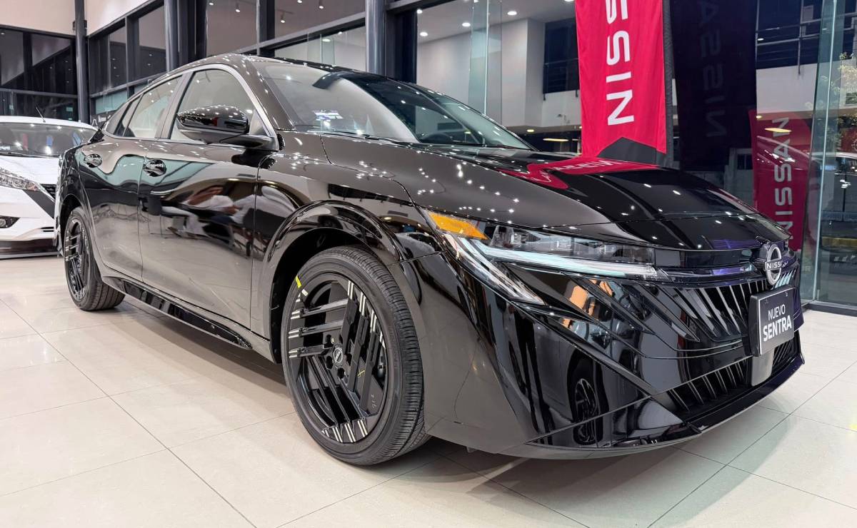 MDP Nuevo Nissan Sentra SR frente El Nuevo Nissan Sentra: La Revolución del Sedán Mediano en América Latina