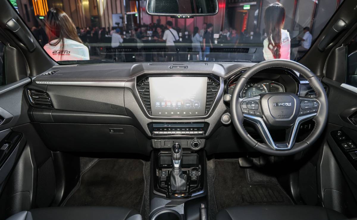 Isuzu D-Max 2026 interior