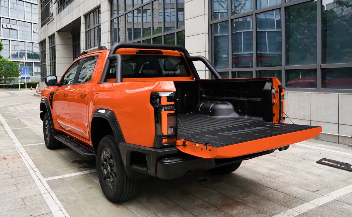 ¿Es la RELY R8 la pick-up más versátil del mercado ecuatoriano? MDP Pick up RELY R8 caja ¿Es la RELY R8 la pick-up más versátil del mercado ecuatoriano?