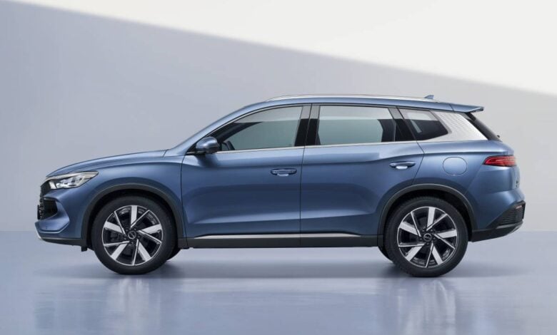 MDP SUV BYD Song Pro perfil BYD Song Pro: El SUV Híbrido Enchufable Chino que Revoluciona el Segmento Mediano