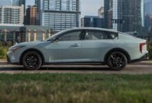 MDP Sedan KIA K4 perfil ¿Es el nuevo Kia K4 el sedán mediano más esperado del año?