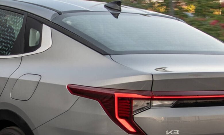 MDP Sedan KIA k3 teaser Kia K3 2026: La Renovación del Sedán Compacto que Desafía al Segmento