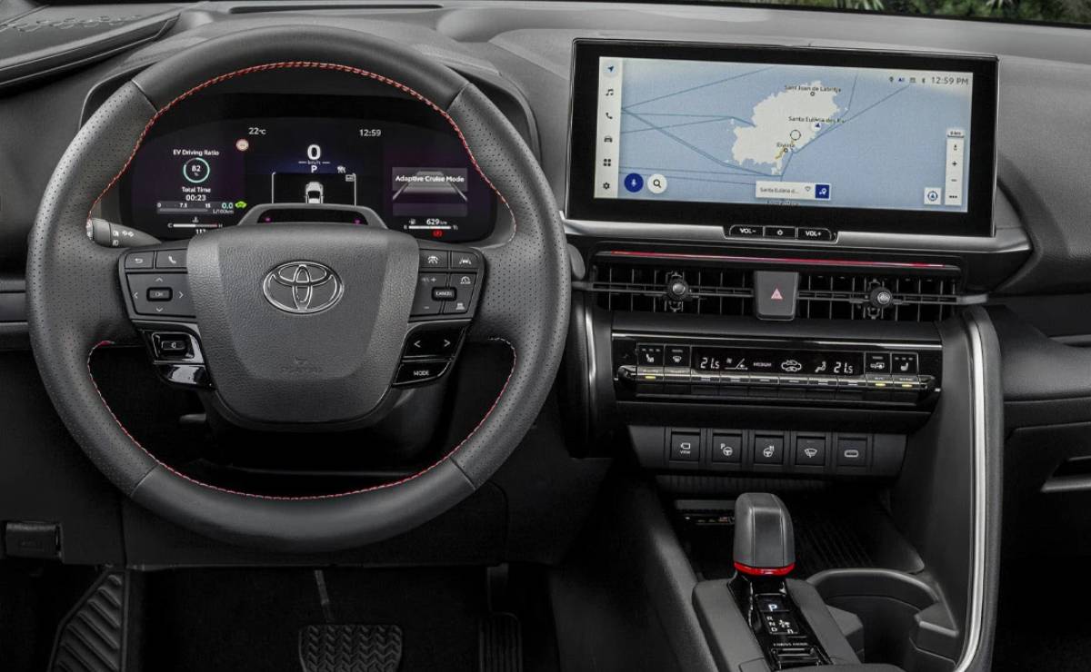 MDP Toyota Corolla Cross 2028 interior Toyota Corolla Cross 2028: el SUV más esperado que redefine la innovación