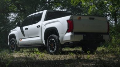 MDP Toyota Tundra TRD Rally trasera Toyota Inicia Una Nueva Era: Autos Fabricados en EE.UU. Llegan a Japón