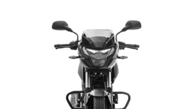 MDP bajaj pulsar 150 La Bajaj Pulsar 150 Renace con Estilo: Un Toque de Oro Negro para Atraer Todas las Miradas
