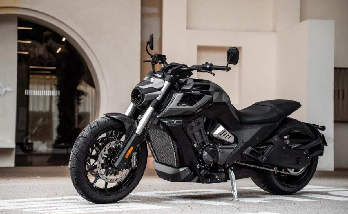 La LFC700 PRO de Benda: ¿La Cruiser que redefine el mercado europeo? MDP benda lfc700 pro La LFC700 PRO de Benda: ¿La Cruiser que redefine el mercado europeo?