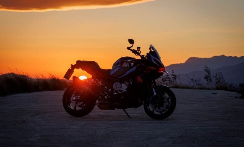 MDP bmw m 1000 xr BMW M 1000 XR: La Más Esperada Crossover Llega a Argentina