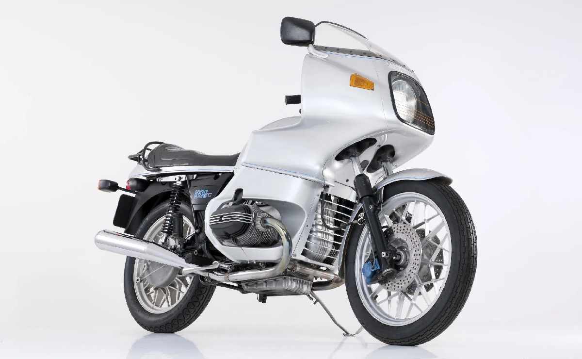 MDP bmw r100 rs BMW celebra 50 años de la legendaria RS: ¿Qué nos depara el futuro de esta icónica línea?