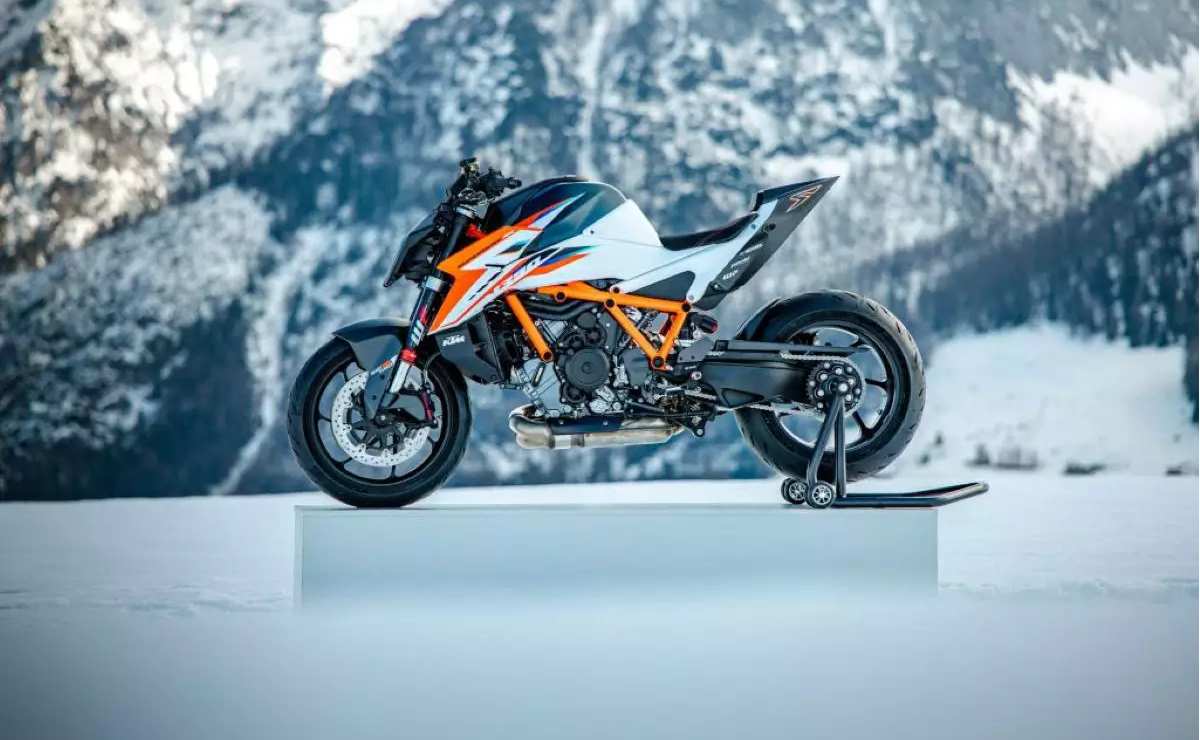 La Revolución del Asfalto: La KTM 1390 Super Duke RR que Promete Redefinir el Mercado Naked MDP ktm 1390 super duke rr La Revolución del Asfalto: La KTM 1390 Super Duke RR que Promete Redefinir el Mercado Naked