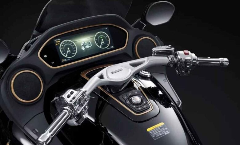 MDP souo s2000 honda goldwing ¿Puede la Souo S 2000 Desafiar a la Legendaria Honda Gold Wing?