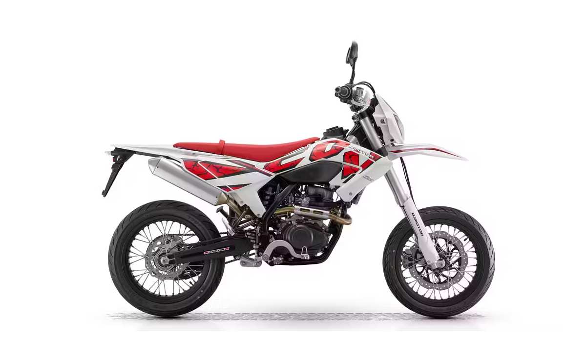 MDP supermoto qjmotor 1 La revolucionaria QJMotor COV 125: La nueva joya china que conquista el mercado de las motos ligeras