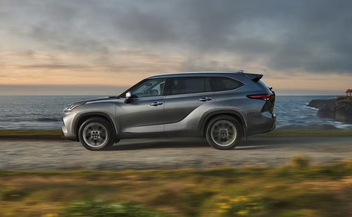 Toyota Inicia Una Nueva Era: Autos Fabricados en EE.UU. Llegan a Japón MDP toyota highlander Toyota Inicia Una Nueva Era: Autos Fabricados en EE.UU. Llegan a Japón
