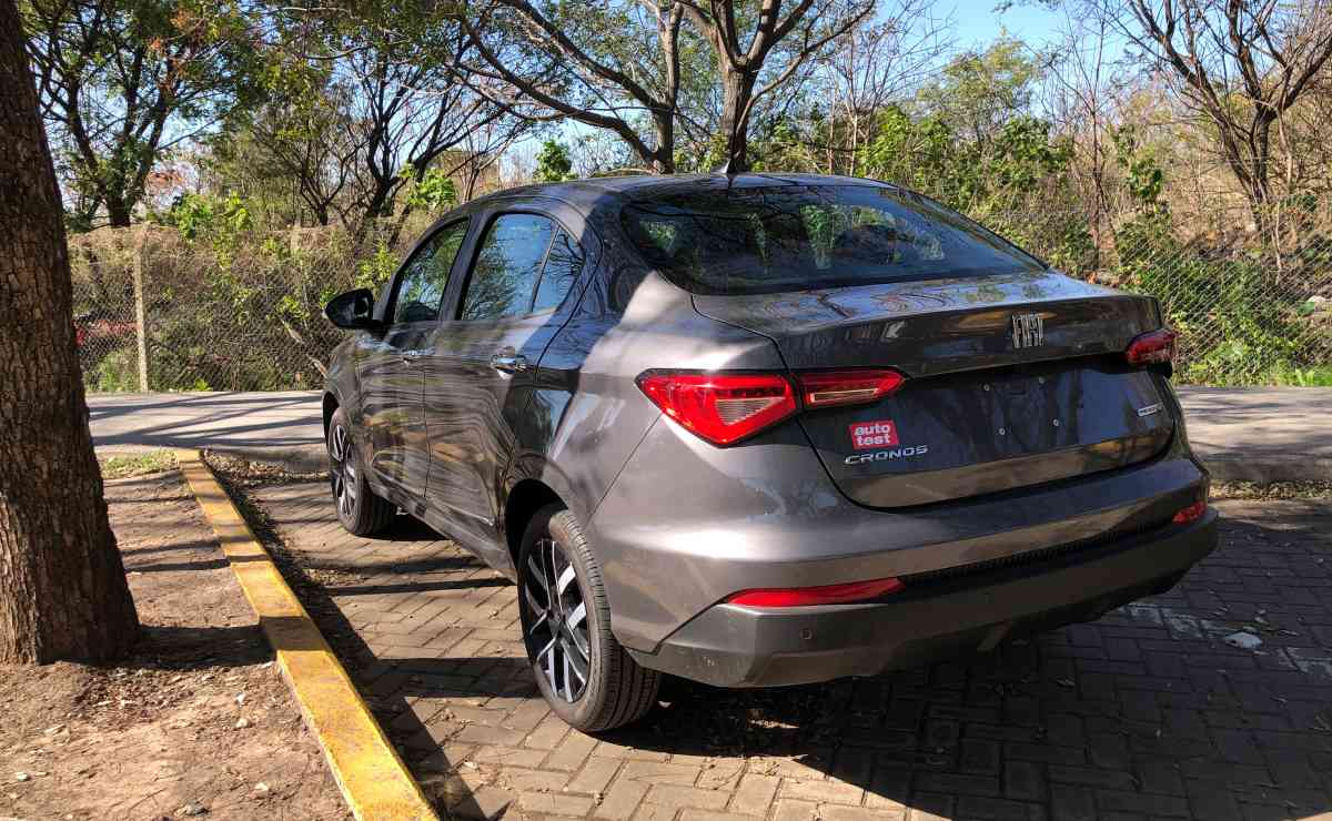 MDP Fiat Cronos Test Drive ¿Por qué el Fiat Cronos sigue siendo el sedán más vendido en Argentina?