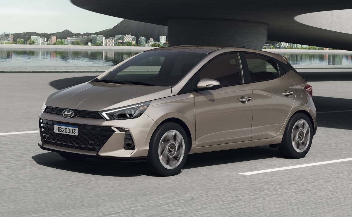 MDP Hyundai HB20 lanzamiento accion JMEV Easy 3: El Nuevo Rey de los Autos Económicos en Argentina