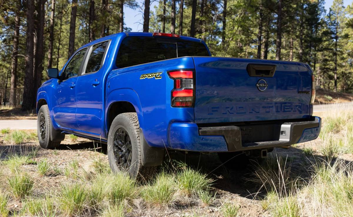 ¿Es la Nissan Frontier Sport Edition la pickup aventurera que esperabas? MDP Nissan Frontier Sport Edition trasera ¿Es la Nissan Frontier Sport Edition la pickup aventurera que esperabas?