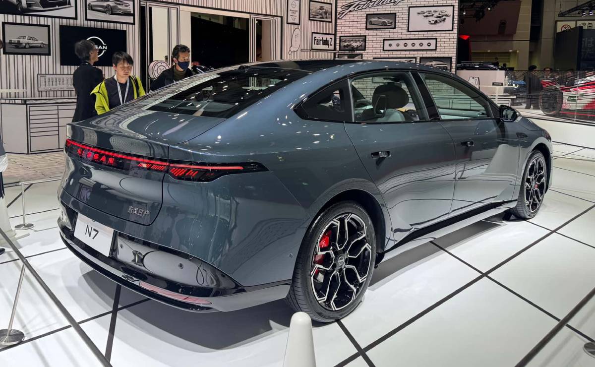 Nissan N7: La Revolución Eléctrica que Llega a Latinoamérica MDP Nissan N7 trasera 1 Nissan N7: La Revolución Eléctrica que Llega a Latinoamérica