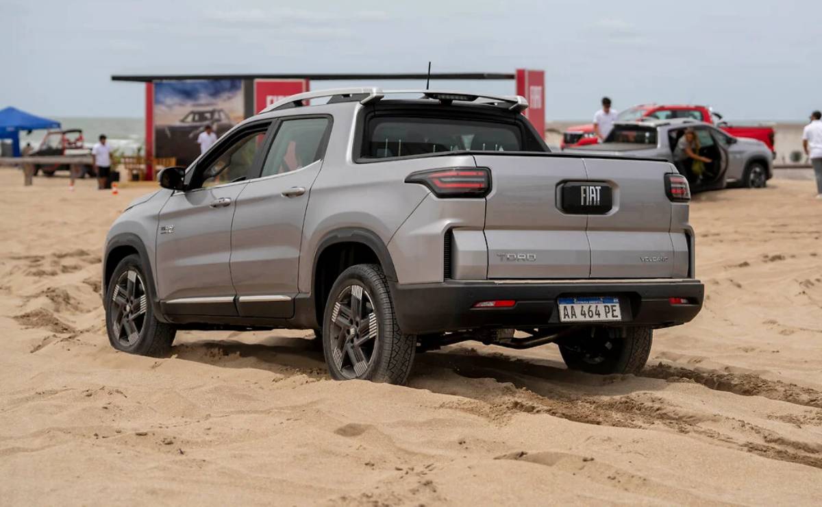 MDP Nueva Fiat Toro lanzamiento trasera Fiat se Aferra al Liderazgo en el Segmento de Pick Ups Pequeñas
