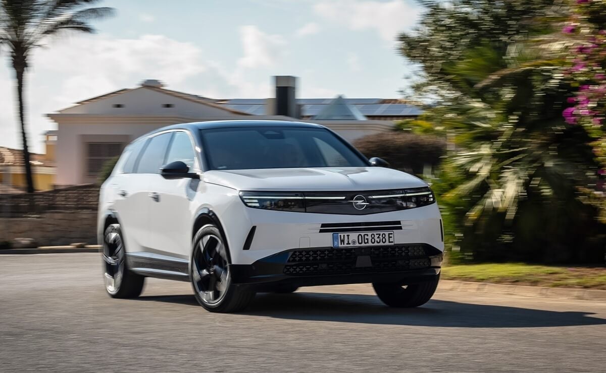 Nuevo Opel Grandland: La Revolución del SUV Alemán que Promete Impactar el Mercado MDP Opel Grandland Plug in Hybrid Nuevo Opel Grandland: La Revolución del SUV Alemán que Promete Impactar el Mercado
