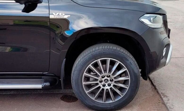MDP PICK UP MERCEDES BENZ CLASE X LLANTA Mercedes-Benz Clase X: La Pick-Up Que Nunca Llegó a Comprarse en Argentina