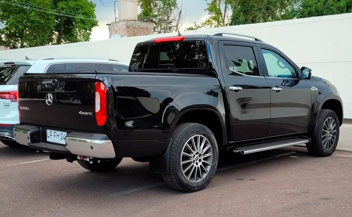 MDP PICK UP MERCEDES BENZ CLASE X TRASERA Mercedes-Benz Clase X: La Pick-Up Que Nunca Llegó a Comprarse en Argentina