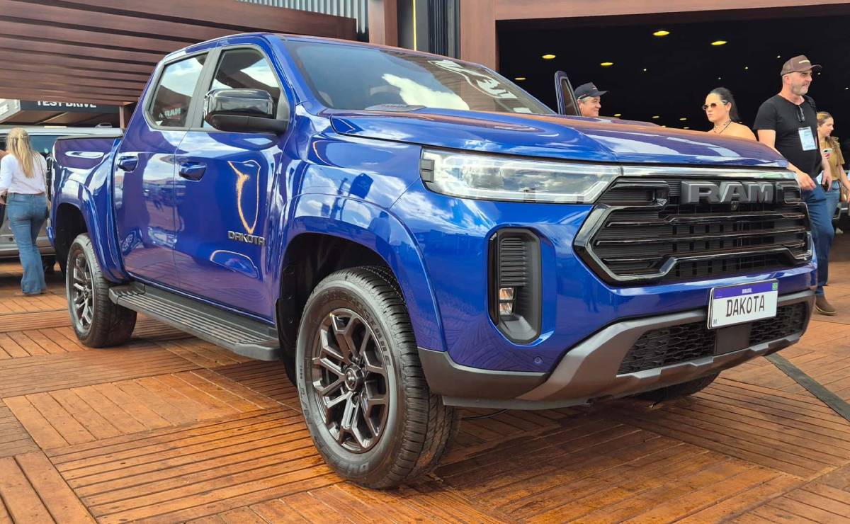 MDP Pick up Ram Dakota Night Edition frente Ram Dakota Night Edition 2026: La pick-up que redefine la exclusividad